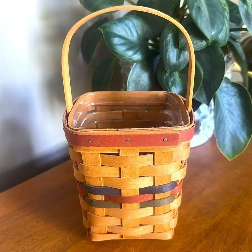Rare! Longaberger 1992 Signed Vintage Woven Basket with Protective Liner!
